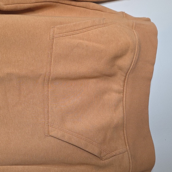 Carhartt Tan Hoodie for WOMEN SZ medium - Picture 5 of 6